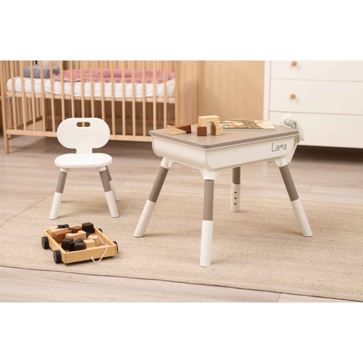 Toyz Monti Peutertafel Met Stoelen - 3 Kleuren